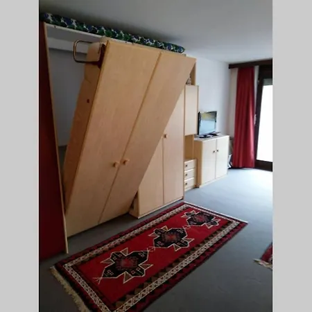 Laerchenwald 610 *