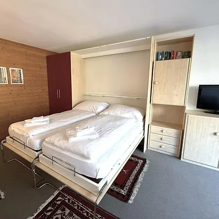 Laerchenwald 610 로이커바드